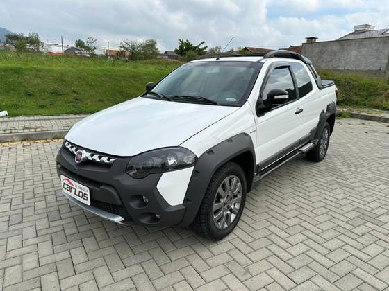 FIAT STRADA 1.8 MPI ADVENTURE CD 16V FLEX 3P AUTOMATIZADO FIAT STRADA 1.8 MPI ADVENTURE CD 16V FLEX 3P AUTOMATIZADO
